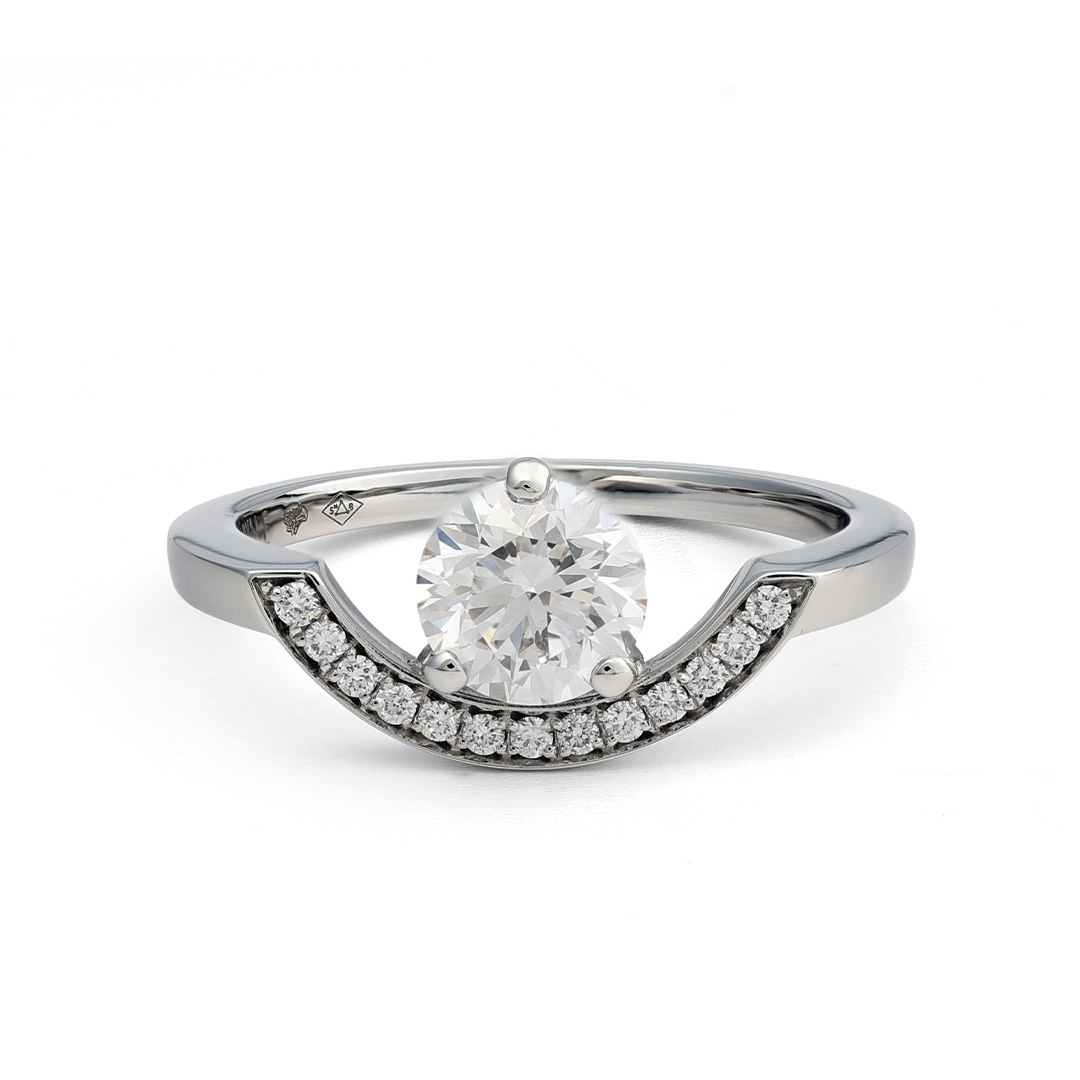 Bague_Intrepide_grand_arc_1ct_pavee_-_Or_blanc_18k_-_diamant_ethique_-_Loyale_Paris