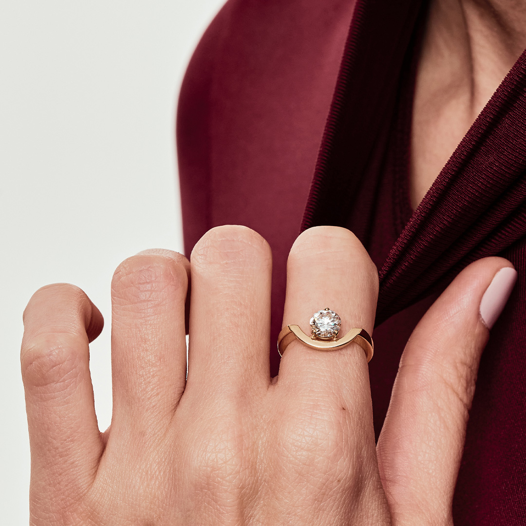 Bague_Intrepide_grand_arc_1-5ct_-_Or_jaune_18k_-_diamant_ethique_-_Loyale_Paris